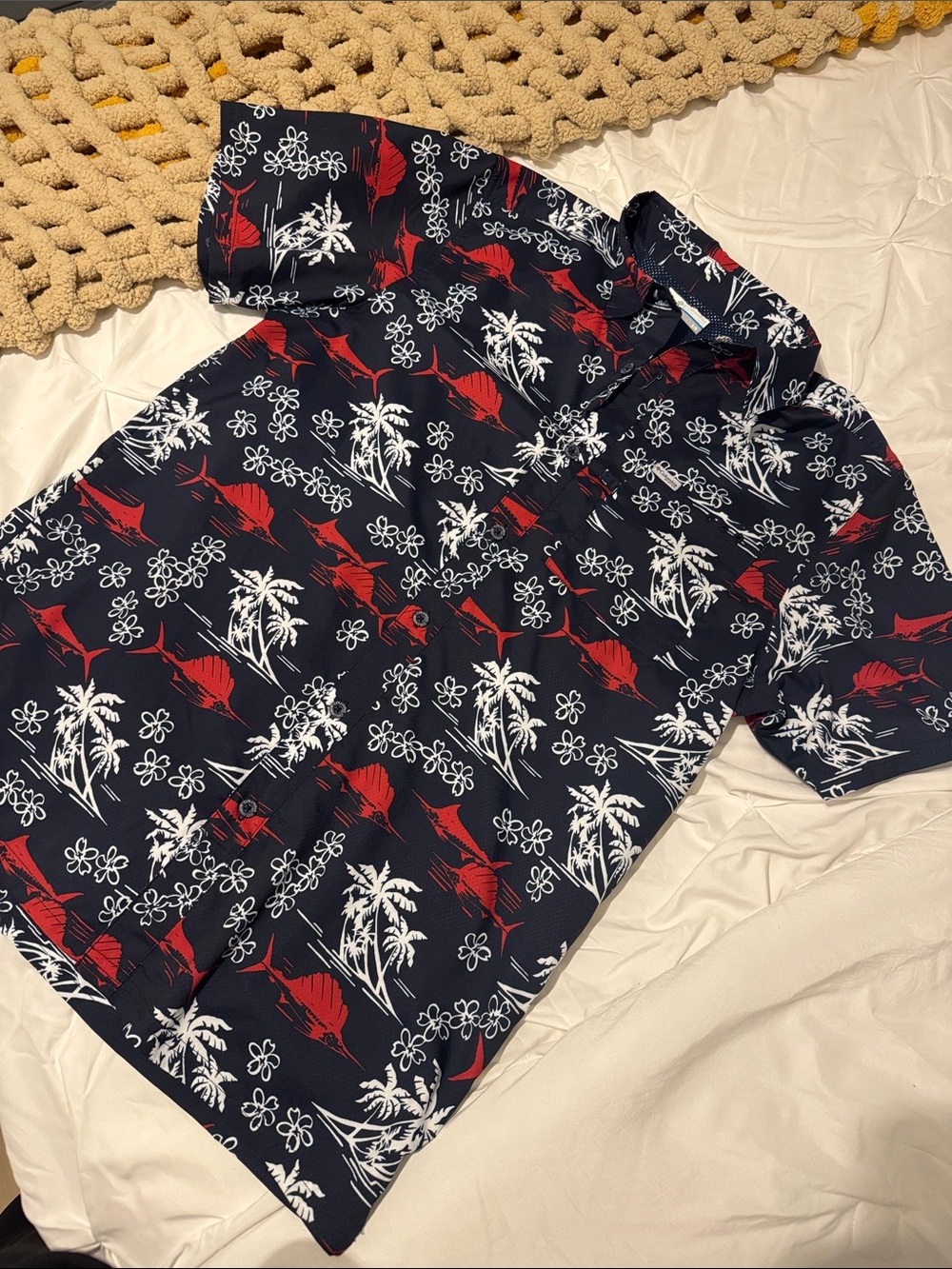 Columbia Men's Navy Red & White Tropical Print Swim Shirt